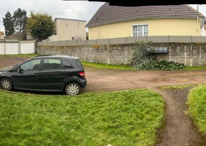 Ouitreham Le Port-de-mer Apartment *